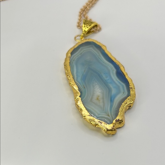 Blue Agate Pendant Necklace - Picture 2 of 2